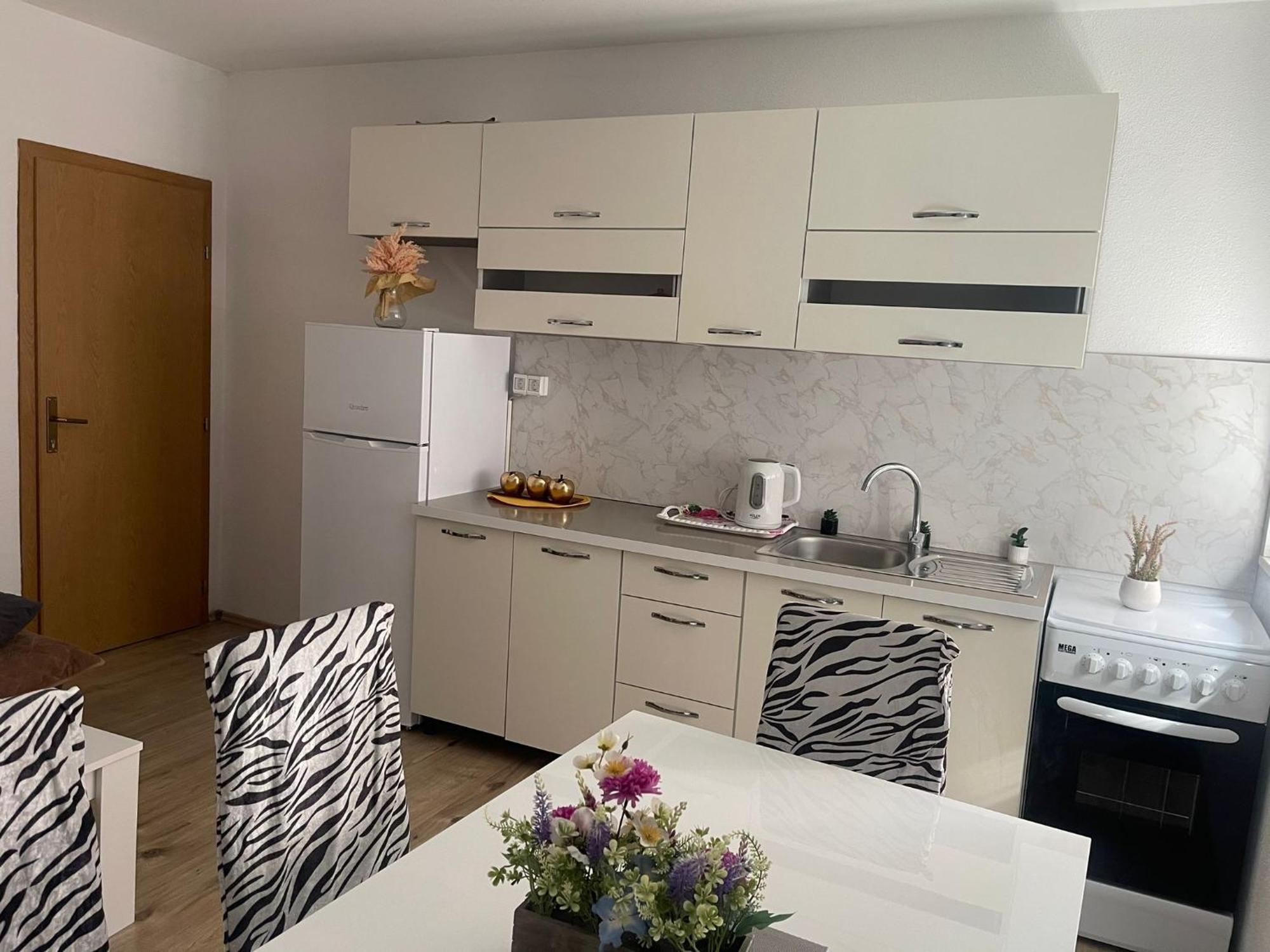 Apartmani Zuti Neum Zewnętrze zdjęcie